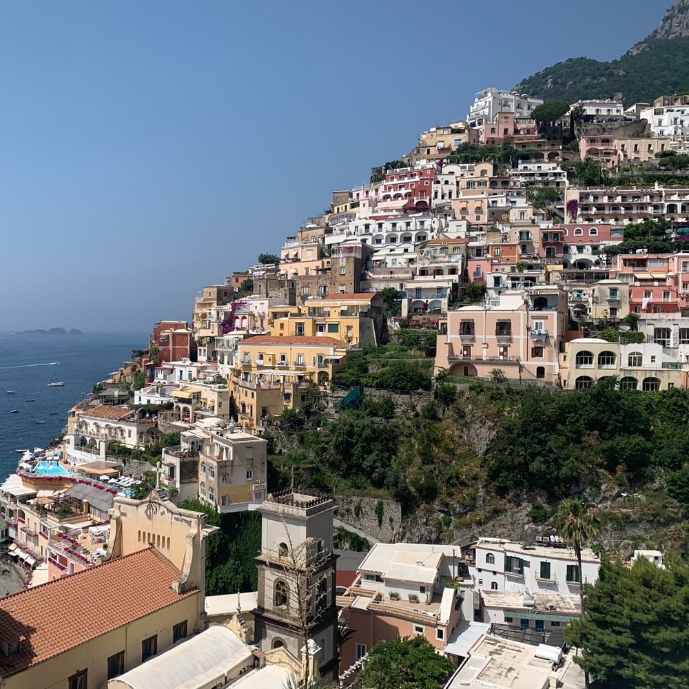 Meet your Posher, Yvette